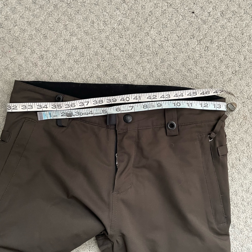 Olive green 686 snowboarding pants - Picture 8 of 9